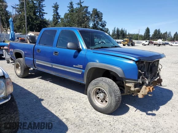✅ 2003 Chevrolet Silverado 2500HD LS • VIN: 1GCHK23143F136114 • Lot: 69223494. Wystawiony na Copart z przebiegiem 253 371 mil. Bezpłatny archiwum sprzedaży aukcyjnych z USA i szczegółowy raport historii pojazdu na DreamBid. Zdjęcie 4.