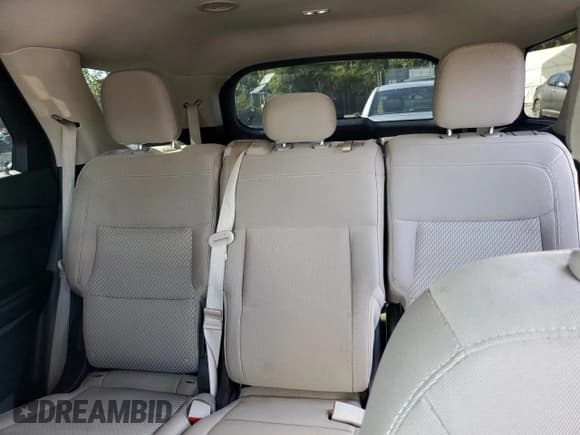 ✅ 2022 Ford Explorer • VIN: 1FMSK8BH8NGA02593 • Lot: 81336055. Wystawiony na Copart z przebiegiem 70 654 mil. Bezpłatny archiwum sprzedaży aukcyjnych z USA i szczegółowy raport historii pojazdu na DreamBid. Zdjęcie 10.