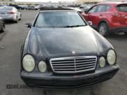 ✅ 2001 Mercedes-Benz CLK 320/430 • VIN: WDBLK70G21T079151 • Lot: 91594035. Wystawiony na Copart z przebiegiem 69 015 mil. Bezpłatny archiwum sprzedaży aukcyjnych z USA i szczegółowy raport historii pojazdu na DreamBid. Zdjęcie 5.