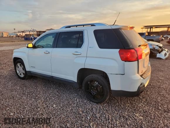 ✅ 2011 GMC Terrain SLT-2 • VIN: 2CTFLWE51B6270930 • Лот: 92411815. Опубликован ранее на Copart с пробегом 172 753 миль. Бесплатный доступ к архиву аукционных продаж из США и подробный отчёт об истории автомобиля на DreamBid. Изображение 2.