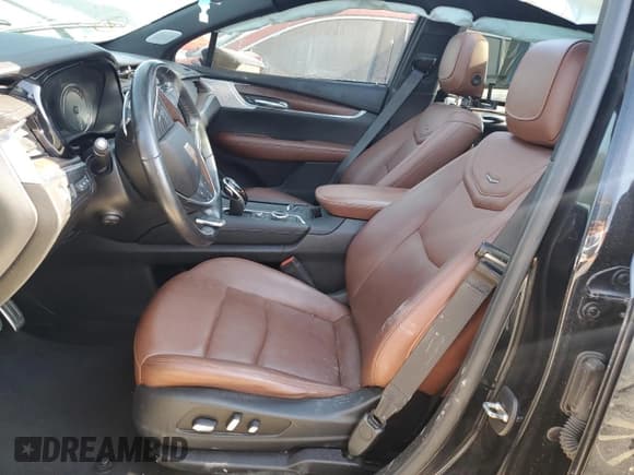 ✅ 2020 Cadillac XT5 Sport AWD • VIN: 1GYKNGRS7LZ189862 • Lot: 48987525. Listed on Copart with 67,623 mi. Free auction sales archive from the USA and detailed vehicle history report at DreamBid. Image 7.
