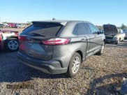 ✅ 2023 Ford Edge SEL • VIN: 2FMPK4J96PBA18441 • Lot: 43551176. Wystawiony na IAAI z przebiegiem 48 010 mil. Bezpłatny archiwum sprzedaży aukcyjnych z USA i szczegółowy raport historii pojazdu na DreamBid. Zdjęcie 4.