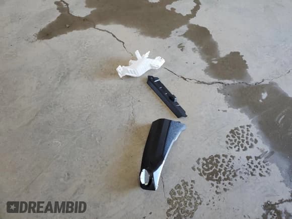 ✅ 2024 Toyota 4Runner TRD Off Road • VIN: JTEPU5JRXR6239607 • Lot: 66673045. Wystawiony na Copart z przebiegiem 33 302 mil. Bezpłatny archiwum sprzedaży aukcyjnych z USA i szczegółowy raport historii pojazdu na DreamBid. Zdjęcie 13.