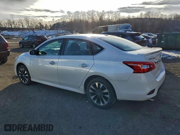 ✅ 2017 Nissan Sentra SV • VIN: 3N1AB7AP3HY381785 • Lot: 95524565. Wystawiony na Copart z przebiegiem 127 092 mil. Bezpłatny archiwum sprzedaży aukcyjnych z USA i szczegółowy raport historii pojazdu na DreamBid. Zdjęcie 2.