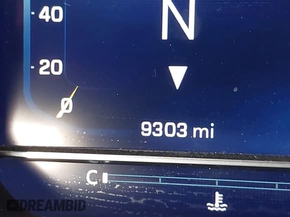 ✅ 2025 Chevrolet Silverado 2500HD LT • VIN: 2GC1KNEY5S1222762 • Лот: 43784779. Опубликован ранее на IAAI с пробегом 9 303 миль. Бесплатный доступ к архиву аукционных продаж из США и подробный отчёт об истории автомобиля на DreamBid. Изображение 15.