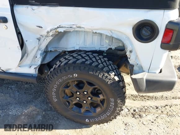 ✅ 2023 Jeep Wrangler Sport • VIN: 1C4GJXAG3PW699468 • Lot: 43322114. Listed on IAAI with 40,778 mi. Free auction sales archive from the USA and detailed vehicle history report at DreamBid. Image 6.