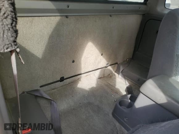 ✅ 2000 Nissan Frontier XE • VIN: 1N6ED26TXYC426728 • Lot: 92869555. Wystawiony na Copart z przebiegiem 133 485 mil. Bezpłatny archiwum sprzedaży aukcyjnych z USA i szczegółowy raport historii pojazdu na DreamBid. Zdjęcie 10.