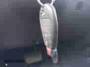 2024 Ram 1500 SLT z VIN 1C6RR6GG4RS123036, wystawiony jako IAAI lot #42356146 z przebiegiem 38 557 mil mil oraz . Historia ofert i sprzedaży dostępna na DreamBid. Obrazek 11.