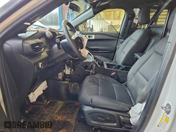 ✅ 2021 Ford Police Interceptor Utility • VIN: 1FM5K8AB2MGA42676 • Lot: 95440305. Listed on Copart with 47,178 mi. Free auction sales archive from the USA and detailed vehicle history report at DreamBid. Image 7.