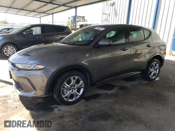 ✅ 2024 Dodge Hornet R/T • VIN: ZACPDFCW3R3A30467 • Lot: 56575535. Listed on Copart with 14,861 mi. Free auction sales archive from the USA and detailed vehicle history report at DreamBid. Image 1.