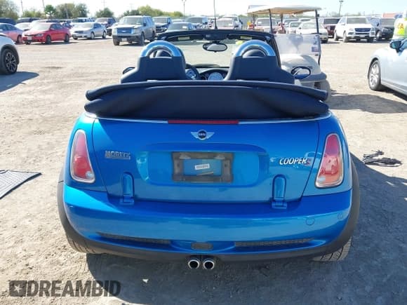 ✅ 2007 MINI Convertible S • VIN: WMWRH33547TL94374 • Lot: 40910780. Listed on IAAI with 45,162 mi. Free auction sales archive from the USA and detailed vehicle history report at DreamBid. Image 16.