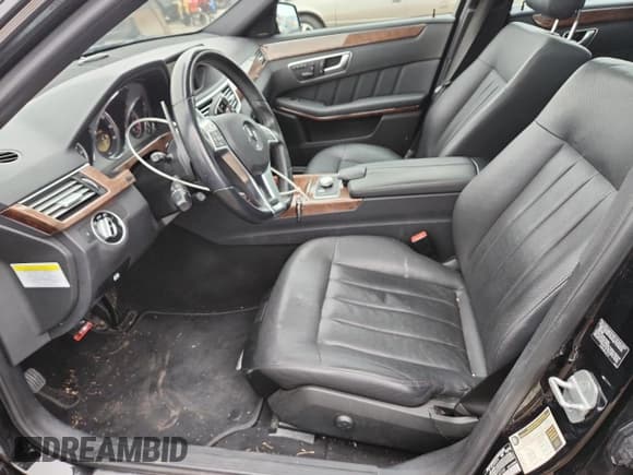 ✅ 2012 Mercedes-Benz E 550 Sport • VIN: WDDHF9BB8CA597200 • Lot: 91559355. Listed on Copart with 153,259 mi. Free auction sales archive from the USA and detailed vehicle history report at DreamBid. Image 7.
