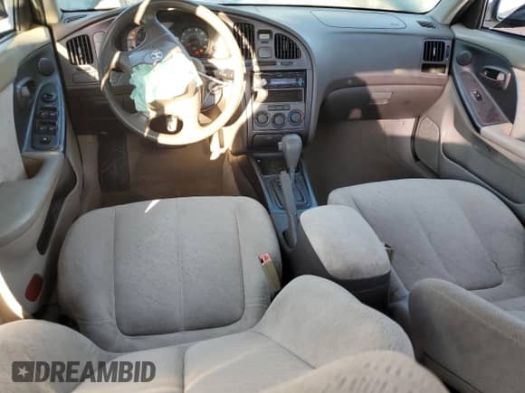 2004 Hyundai Elantra GLS z VIN KMHDN46D74U726145, wystawiony jako Copart lot #67103864 z przebiegiem 115 971 mil mil oraz Szkoda całkowita • Salvage title. Historia ofert i sprzedaży dostępna na DreamBid. Obrazek 8.