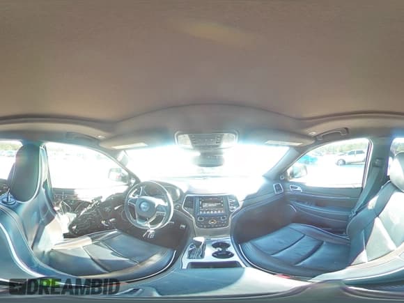 ✅ 2017 Jeep Grand Cherokee Overland • VIN: 1C4RJECGXHC923543 • Лот: 85209175. Опубликован ранее на Copart с пробегом 56 610 миль. Бесплатный доступ к архиву аукционных продаж из США и подробный отчёт об истории автомобиля на DreamBid. Изображение 16.