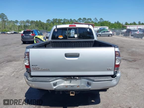 ✅ 2012 Toyota Tacoma • VIN: 5TFUU4EN9CX038954 • Lot: 42022296. Wystawiony na IAAI z przebiegiem 140 009 mil. Bezpłatny archiwum sprzedaży aukcyjnych z USA i szczegółowy raport historii pojazdu na DreamBid. Zdjęcie 16.