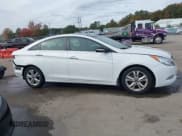 ✅ 2013 Hyundai Sonata SE • VIN: 5NPEC4AC9DH624255 • Lot: 43543753. Listed on IAAI with 74,961 mi. Free auction sales archive from the USA and detailed vehicle history report at DreamBid. Image 14.