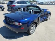 ✅ 2008 Mazda MX-5 Miata Grand Touring • VIN: JM1NC26F780156830 • Lot: 42017749. Wystawiony na IAAI z przebiegiem 80 279 mil. Bezpłatny archiwum sprzedaży aukcyjnych z USA i szczegółowy raport historii pojazdu na DreamBid. Zdjęcie 4.