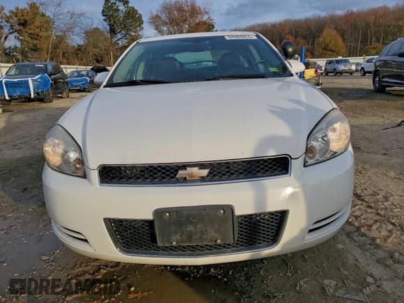✅ 2014 Chevrolet Impala Police Police • VIN: 2G1WD5E3XE1185516 • Лот: 94669955. Опубликован ранее на Copart с пробегом 124 438 миль. Бесплатный доступ к архиву аукционных продаж из США и подробный отчёт об истории автомобиля на DreamBid. Изображение 5.
