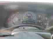 2004 Chevrolet Silverado 1500 z VIN 1GCEC14T34Z323368, wystawiony jako Copart lot #53510545 z przebiegiem 255 750 mil mil oraz Szkoda całkowita • Salvage title. Historia ofert i sprzedaży dostępna na DreamBid. Obrazek 9.