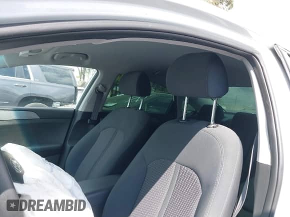 2019 Hyundai Sonata SE with VIN 5NPE24AF2KH814912, listed as a IAAI auction lot 43189754 with 66,938 mi miles and . Bid and sale history available at DreamBid. Image 19.