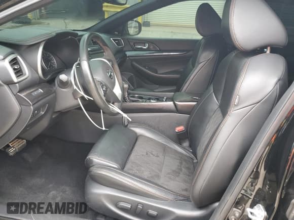 ✅ 2019 Nissan Maxima Platinum • VIN: 1N4AA6AV7KC382825 • Lot: 59570035. Wystawiony na Copart z przebiegiem 59 549 mil. Bezpłatny archiwum sprzedaży aukcyjnych z USA i szczegółowy raport historii pojazdu na DreamBid. Zdjęcie 7.