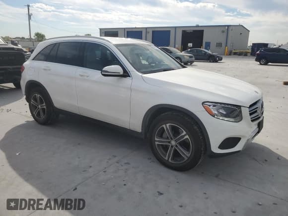 ✅ 2016 Mercedes-Benz GLC 300 • VIN: WDC0G4KB0GF065935 • Lot: 84887715. Wystawiony na Copart z przebiegiem 105 860 mil. Bezpłatny archiwum sprzedaży aukcyjnych z USA i szczegółowy raport historii pojazdu na DreamBid. Zdjęcie 4.