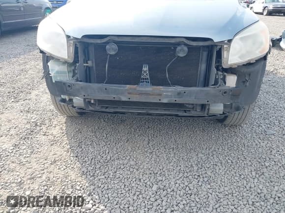 ✅ 2007 Toyota RAV4 • VIN: JTMZD33V175034417 • Лот: 43062230. Опубликован ранее на IAAI с пробегом 197 984 миль. Бесплатный доступ к архиву аукционных продаж из США и подробный отчёт об истории автомобиля на DreamBid. Изображение 6.