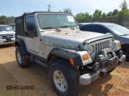 ✅ 2004 Jeep Wrangler Rubicon • VIN: 1J4FA69S74P758231 • Lot: 43113575. Wystawiony na IAAI z przebiegiem 75 048 mil. Bezpłatny archiwum sprzedaży aukcyjnych z USA i szczegółowy raport historii pojazdu na DreamBid. Zdjęcie 1.