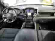 2021 Ram 1500 Big Horn z VIN 1C6SRFFM6MN766584, wystawiony jako Copart lot #80332284 z przebiegiem 68 395 mil mil oraz Szkoda całkowita • Salvage title. Historia ofert i sprzedaży dostępna na DreamBid. Obrazek 8.