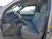 ✅ 2010 Toyota Tacoma • VIN: 5TENX4CN3AZ700077 • Lot: 94788255. Wystawiony na Copart z przebiegiem 264 160 mil. Bezpłatny archiwum sprzedaży aukcyjnych z USA i szczegółowy raport historii pojazdu na DreamBid. Zdjęcie 7.