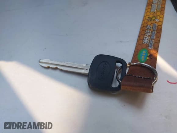 ✅ 1996 Toyota Corolla • VIN: 1NXBA02EXTZ465988 • Лот: 42486621. Опубликован ранее на IAAI с пробегом 251 775 миль. Бесплатный доступ к архиву аукционных продаж из США и подробный отчёт об истории автомобиля на DreamBid. Изображение 11.