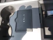 ✅ 2023 Tesla Model Y Performance • VIN: 7SAYGDEF6PF705175 • Lot: 42824651. Wystawiony na IAAI z przebiegiem 32 452 mil. Bezpłatny archiwum sprzedaży aukcyjnych z USA i szczegółowy raport historii pojazdu na DreamBid. Zdjęcie 11.