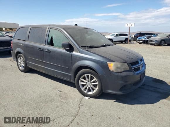 ✅ 2013 Dodge Grand Caravan SXT • VIN: 2C4RDGCG9DR678707 • Лот: 80993925. Опубликован ранее на Copart с пробегом 264 302 миль. Бесплатный доступ к архиву аукционных продаж из США и подробный отчёт об истории автомобиля на DreamBid. Изображение 4.