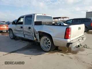 ✅ 2004 Chevrolet Silverado 1500 LS • VIN: 2GCEC13T641416475 • Лот: 78543074. Опубликован ранее на Copart с пробегом 201 152 миль. Бесплатный доступ к архиву аукционных продаж из США и подробный отчёт об истории автомобиля на DreamBid. Изображение 2.