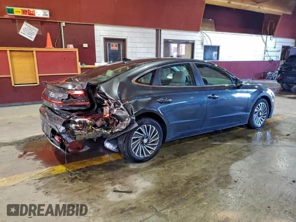 ✅ 2023 Hyundai Sonata Limited • VIN: KMHL54JJ8PA079138 • Лот: 94217895. Опубликован ранее на Copart с пробегом 16 993 миль. Бесплатный доступ к архиву аукционных продаж из США и подробный отчёт об истории автомобиля на DreamBid. Изображение 3.