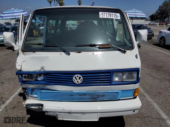 ✅ 1990 Volkswagen Vanagon • VIN: WV2YB025XLG122223 • Лот: 57179115. Опубликован ранее на Copart с пробегом 431 880 миль. Бесплатный доступ к архиву аукционных продаж из США и подробный отчёт об истории автомобиля на DreamBid. Изображение 5.