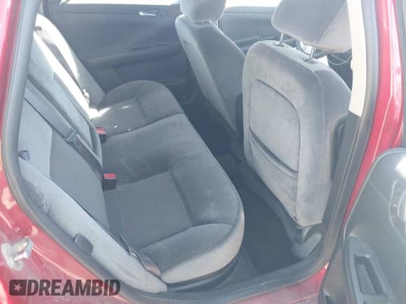 ✅ 2014 Chevrolet Impala LT • VIN: 2G1WB5E37E1167397 • Lot: 42217206. Wystawiony na IAAI z przebiegiem 91 772 mil mil. Skorzystaj z bezpłatnego archiwum sprzedaży aukcyjnych z USA i zobacz szczegółowy raport historii pojazdu na DreamBid. Zdjęcie 8.