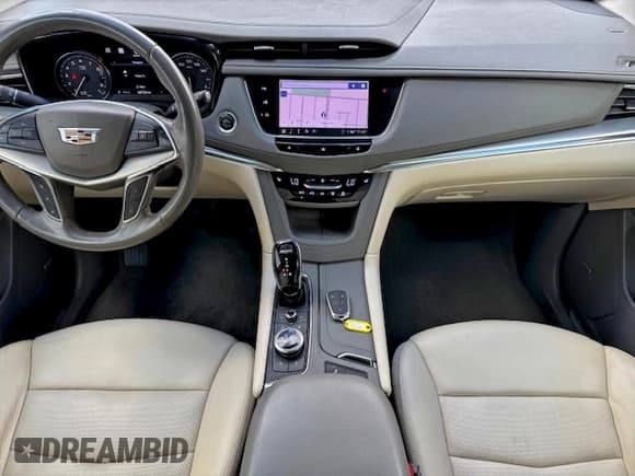 ✅ 2020 Cadillac XT5 Premium Luxury AWD • VIN: 1GYKNDRS7LZ196339 • Lot: 95501115. Wystawiony na Copart z przebiegiem 68 753 mil. Bezpłatny archiwum sprzedaży aukcyjnych z USA i szczegółowy raport historii pojazdu na DreamBid. Zdjęcie 8.