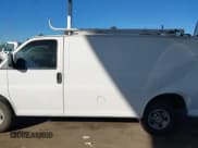 ✅ 2012 Chevrolet Express Cargo • VIN: 1GCWGFCA9C1163757 • Lot: 43486759. Wystawiony na IAAI z przebiegiem 223 888 mil. Bezpłatny archiwum sprzedaży aukcyjnych z USA i szczegółowy raport historii pojazdu na DreamBid. Zdjęcie 14.