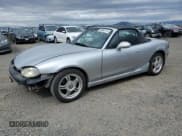 ✅ 2000 Mazda MX-5 Miata • VIN: JM1NB3530Y0141733 • Lot: 68888174. Wystawiony na Copart z przebiegiem 179 792 mil. Bezpłatny archiwum sprzedaży aukcyjnych z USA i szczegółowy raport historii pojazdu na DreamBid. Zdjęcie 1.