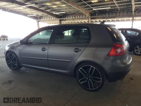 ✅ 2008 Volkswagen Rabbit • VIN: WVWCB71K68W194834 • Lot: 70339185. Wystawiony na Copart z przebiegiem 162 585 mil. Bezpłatny archiwum sprzedaży aukcyjnych z USA i szczegółowy raport historii pojazdu na DreamBid. Zdjęcie 2.