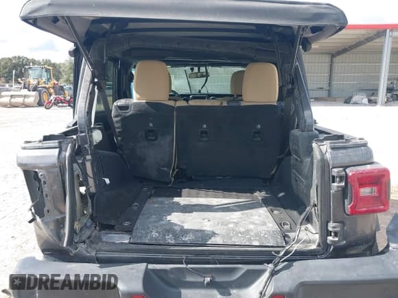 ✅ 2021 Jeep Wrangler Unlimited Sport S • VIN: 1C4HJXDNXMW610618 • Лот: 41127373. Опубликован ранее на IAAI с пробегом 60 264 миль. Бесплатный доступ к архиву аукционных продаж из США и подробный отчёт об истории автомобиля на DreamBid. Изображение 16.