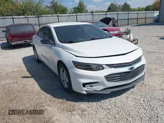 2016 Chevrolet Malibu LS z VIN 1G1ZB5ST0GF269315, wystawiony jako IAAI lot #43256826 z przebiegiem 147 741 mil mil oraz . Historia ofert i sprzedaży dostępna na DreamBid. Obrazek 1.