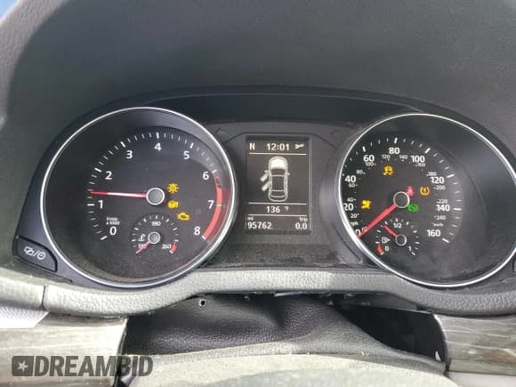 ✅ 2016 Volkswagen Passat SE • VIN: 1VWBT7A31GC053913 • Lot: 90493655. Listed on Copart with 95,762 mi. Free auction sales archive from the USA and detailed vehicle history report at DreamBid. Image 9.