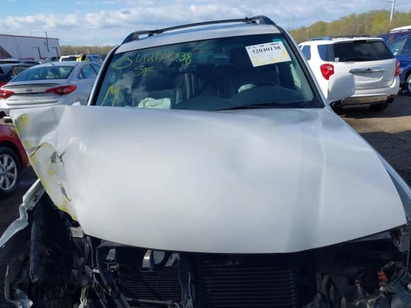 ✅ 2004 Toyota Land Cruiser • VIN: JTEHT05J142065683 • Lot: 42040138. Listed on IAAI with 241,827 mi. Free auction sales archive from the USA and detailed vehicle history report at DreamBid. Image 10.