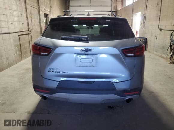 ✅ 2024 Chevrolet Blazer LT • VIN: 3GNKBJRS0RS123730 • Lot: 91327755. Listed on Copart with 30,163 mi. Free auction sales archive from the USA and detailed vehicle history report at DreamBid. Image 6.