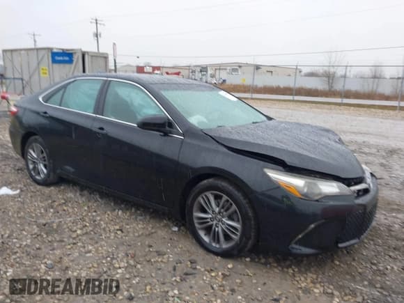 ✅ 2015 Toyota Camry SE • VIN: 4T1BF1FK0FU030120 • Lot: 43734909. Listed on IAAI with 198,703 mi. Free auction sales archive from the USA and detailed vehicle history report at DreamBid. Image 1.
