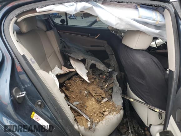 ✅ 2013 Lexus GS 350 • VIN: JTHBE1BL4D5028124 • Lot: 86684005. Wystawiony na Copart z przebiegiem Nie podano. Bezpłatny archiwum sprzedaży aukcyjnych z USA i szczegółowy raport historii pojazdu na DreamBid. Zdjęcie 10.