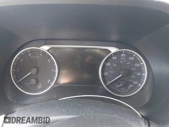 ✅ 2022 Nissan Sentra SR • VIN: 3N1AB8DV3NY219974 • Lot: 43169504. Wystawiony na IAAI z przebiegiem 78 000 mil. Bezpłatny archiwum sprzedaży aukcyjnych z USA i szczegółowy raport historii pojazdu na DreamBid. Zdjęcie 7.