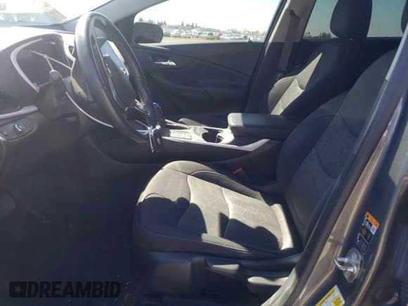 ✅ 2017 Chevrolet Volt LT • VIN: 1G1RC6S52HU177768 • Lot: 46061674. Wystawiony na Copart z przebiegiem 82 176 mil. Bezpłatny archiwum sprzedaży aukcyjnych z USA i szczegółowy raport historii pojazdu na DreamBid. Zdjęcie 7.